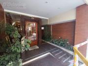 Semi piso de 4 ambientes y cochera en alquiler en Caballito