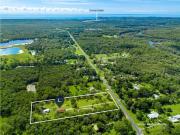 Semi Rural Living Just Minutes from the Coast!