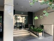 Semipiso contrafrente Flores 3 amb balcón cochera