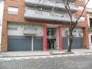 Semipiso de 2 dormitorios y cochera en alquiler en Caballito