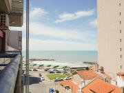 Semipiso de 3 ambientes con vista al mar, cochera y...