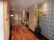 Semipiso de tres ambientes con cocina separada, balcón...