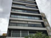 Semipiso de un dormitorio en alquiler con cochera cubierta