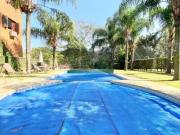 Deslumbrante casa em condomínio para venda com 4...