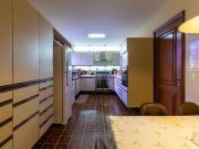 Confortável casa tipo para venda em Alto de Pinheiros...