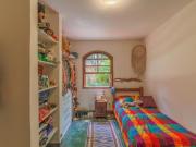 Elegante casa tipo para venda em Parque Colonial com 4...