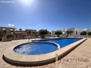 SENSACIONAL CHALET ADOSADO EN TORREVIEJA ZONA AGUAS NUEVAS