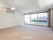 SENSATIONAL APARTMENT IN PRIME LOCATION!