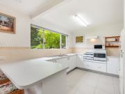 Serene Dual Living With Mountain Views