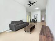 Seri Molek Perdana Apartment 3 bedroom For Rent