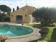SERNHAC VILLA FAMILIALE QUARTIER RESIDENTIEL PISCINE CORINNE