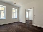 SERVITENVIERTEL ERSTBEZUG mediterane INNENHOFTERRASSE...