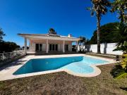 Sesimbra / Caixas, Excelente Moradia com Piscina e Garagem