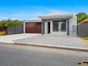 Set and Forget Sophistication Walk to Everything!