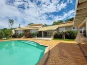 Sete dormitórios, lazer privativo e muito conforto em...