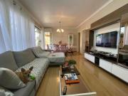 Seu espaçoso refúgio de 3 quartos e terraço no Centro de...