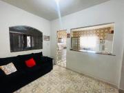 Seu Novo Lar: Casa com 2 Quartos em Lote de 360m² no Bom...