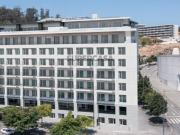 Seu Novo Lar no Coração do Porto: Elegância, Conforto e...