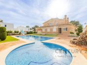 Señorial Chalet en Santa Apolonia El Vedat