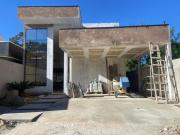 SHA CONJ 4 CASA MODERNA EM FASE DE ACABAMENTO CONDOMÍNIO...