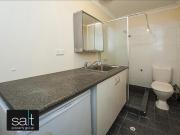 SHARED ACCOMMODATION CLOSE TO ALL AMENITIES