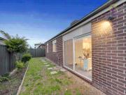 SHARED ACCOMODATION! ONE SEPERATE ROOM AVAILABLE AN...