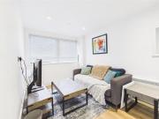 Shared Living/roommate 1 Bedroom For Rent East Grinstead...