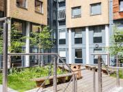 Shared Living/roommate 1 Bedroom For Rent London London...