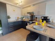 Shared Living/roommate 1 Bedroom For Rent Manchester...