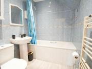 Shared Living/roommate 1 Bedroom For Rent Rochdale...