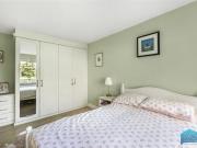 Shared Living/roommate 1 Bedroom For Sale Barnet Greater...