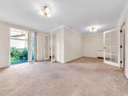 Shared Living/roommate 1 Bedroom For Sale Fairwater...