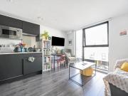 Shared Living/roommate 1 Bedroom For Sale Liverpool...