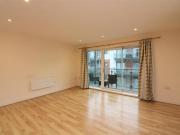 Shared Living/roommate 2 Bedroom For Rent Londres Great...