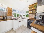 Shared Living/roommate 2 Bedroom For Sale Barnet Greater...