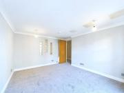 Shared Living/roommate 2 Bedroom For Sale City Of...