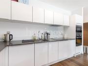 Shared Living/roommate 2 Bedroom For Sale Londres...