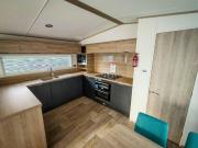 Shared Living/roommate 2 Bedroom For Sale North...