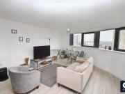 Shared Living/roommate 2 Bedroom For Sale Salford...