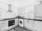 Shared Living/roommate 2 Bedroom For Sale Thornton Heath...