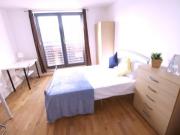 Shared Living/roommate 3 Bedroom For Rent London London...