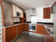 Shared Living/roommate 3 Bedroom For Rent London London...