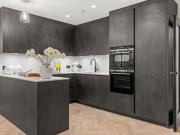 Shared Living/roommate 3 Bedroom For Sale Barnet Great...