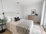 Shared Living/roommate 3 Bedroom For Sale Londres...