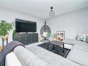 Shared Living/roommate 3 Bedroom For Sale Luton Luton...