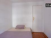 shared living/roommate 3 quarto, Lisbon Lisbon 1500 077... shared living/roommate 3 quarto, Lisbon Lisbon 1500 077...
