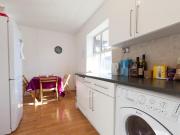 Shared Living/roommate 4 Bedroom For Rent London London...