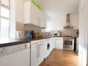 Shared Living/roommate 4 Bedroom For Rent London London...