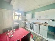 Shared Living/roommate 4 Bedroom For Sale Eastbourne...