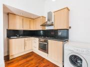 Shared Living/roommate 5 Bedroom For Sale Barnet Greater...